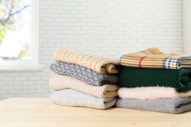 Örme kazak, yakın çekim yığını beyaz rahat 