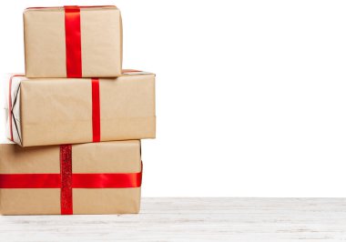 hediyeler eski masada yığını yakın çekim 