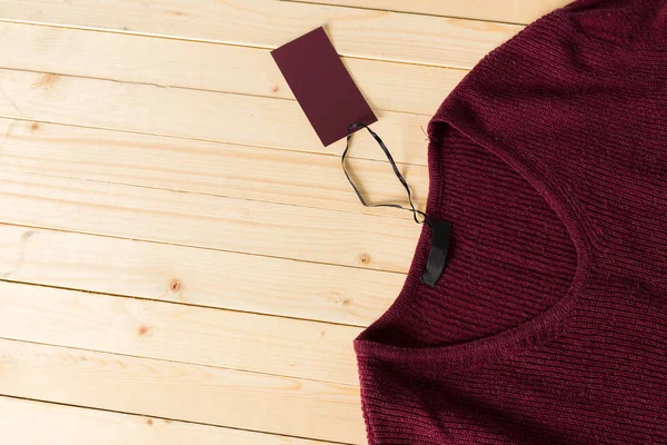 Yün örme sıcak kazak ve metin için beyaz etiket yığını