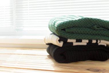 Kazak örme yığını beyaz rahat 