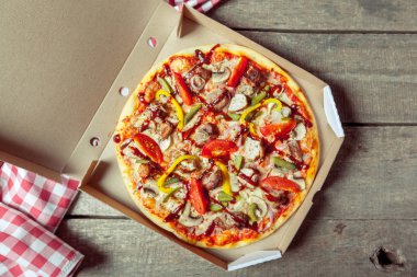 taze lezzetli pizza, yakın