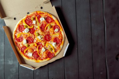 taze lezzetli pizza, yakın