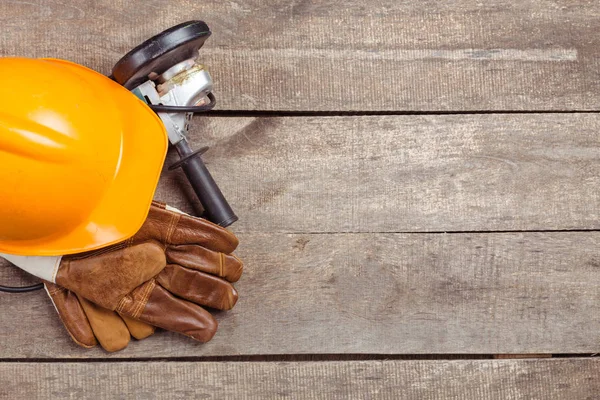 büyük inşaat araçları kümesi  