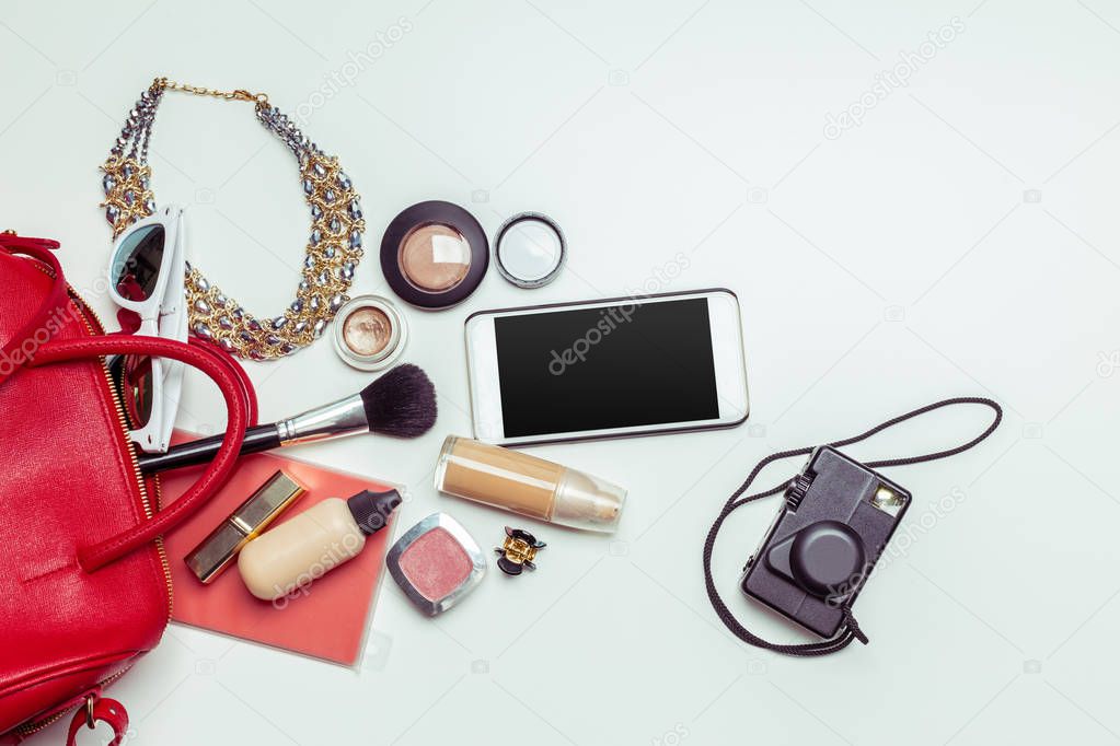 Contents of woman's bag