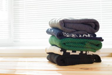 Kazak örme yığını beyaz rahat 