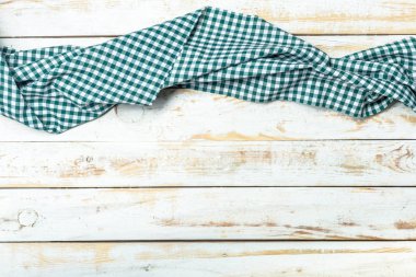 Ahşap arkaplanda masa örtüsü tekstili