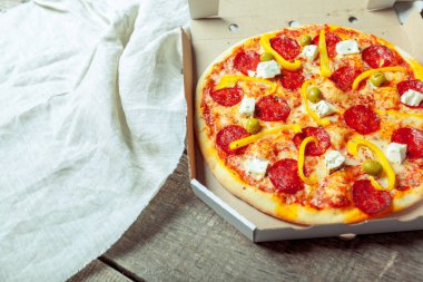 taze lezzetli pizza, yakın