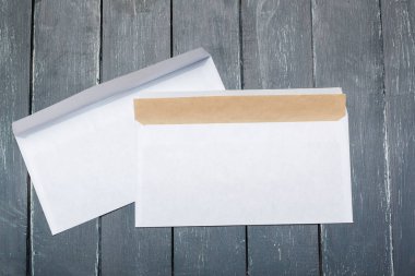 Boş zarflar, fotoğrafı yakın