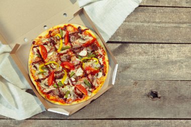 taze lezzetli pizza, yakın