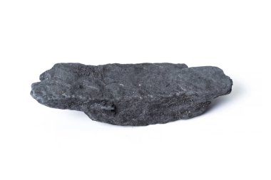 Beyaz doğal ahşap kömür göl kenarında