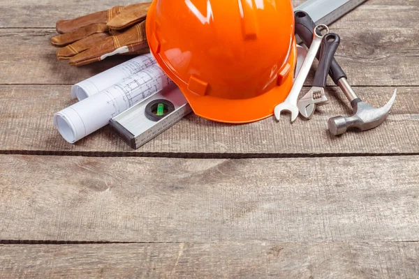 büyük inşaat araçları kümesi  