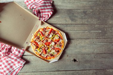 taze lezzetli pizza, yakın