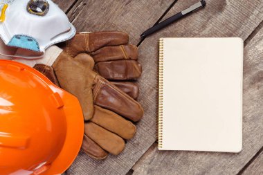 büyük inşaat araçları kümesi  