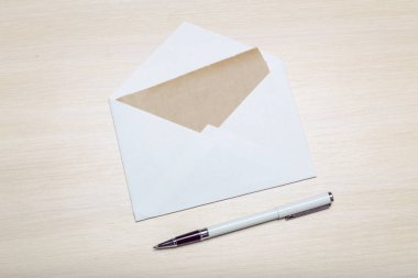 Boş zarflar, fotoğrafı yakın