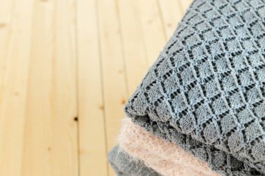 Kazak örme yığını beyaz rahat 