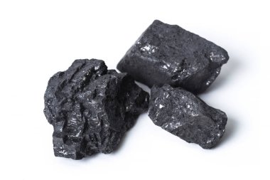 Beyaz doğal ahşap kömür göl kenarında