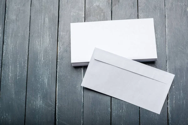 Boş zarflar, fotoğrafı yakın