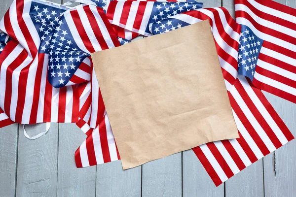 Banderas Americanas Sobre Fondo Madera — Foto de Stock