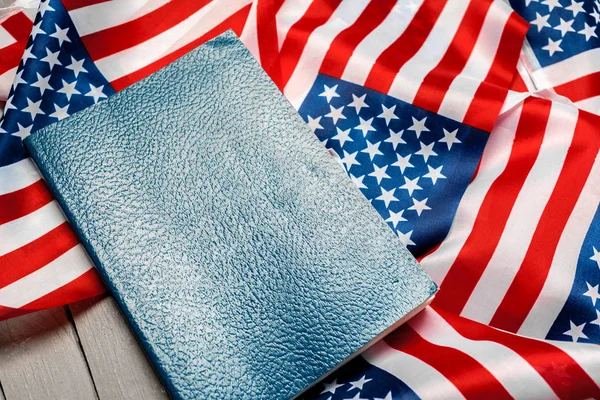 Beyaz, kırmızı ve mavi Amerikan bayrağı Close-up