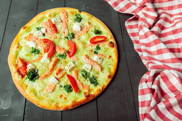 taze lezzetli pizza, yakın