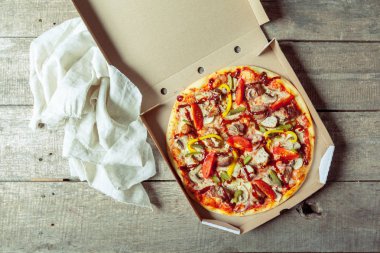 taze lezzetli pizza, yakın