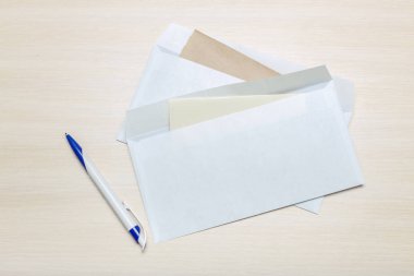 Boş zarflar, fotoğrafı yakın