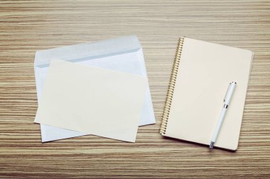 Boş zarflar, fotoğrafı yakın