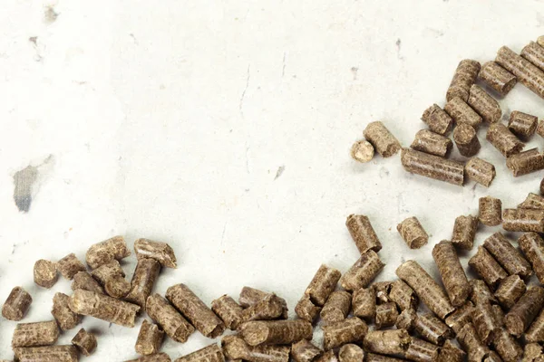 Enerji. Masadaki topaklar.