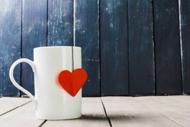 çay bardağı ile boş etiket