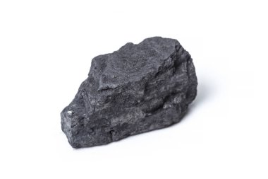 Beyaz arka plan üzerinde doğal ahşap kömür göl kenarında