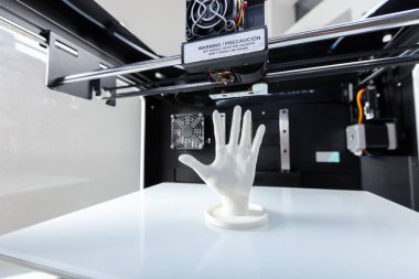 3D baskı devam ediyor, yenilik teknolojileri kavramı