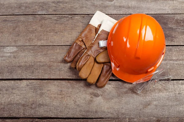 Hardhat Old Leather Gloves — Stock Photo, Image