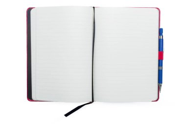 Beyaz arka planda açılan defter yakın çekim