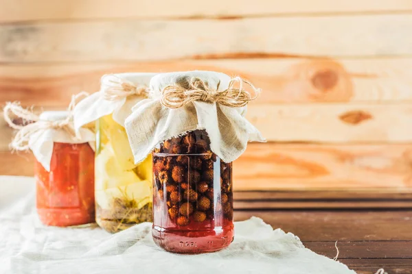 Verduras Conservadas Sobre Fondo Madera — Foto de Stock