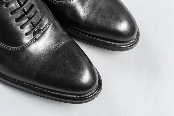 Fechar Vista Sapatos Masculinos Couro — Fotografia de Stock
