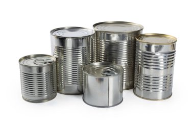 Beyaz arka plan üzerinde izole metal kutular