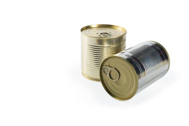 Beyaz arka plan üzerinde izole metal kutular