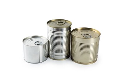Beyaz arka plan üzerinde izole metal kutular
