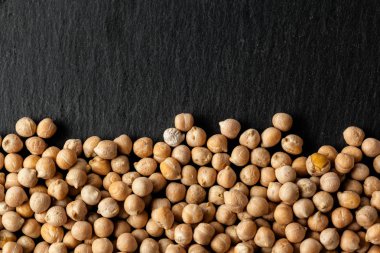 Soya fasulyesi masaya dağınık görünümü Kapat