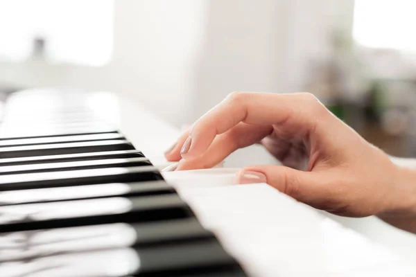 Piyano Eller Closeup Kavramı Müzik Hobi — Stok fotoğraf