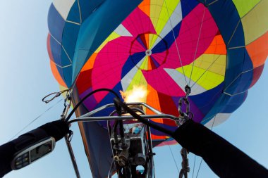 balon aerostat, görünümü kadar yakın
