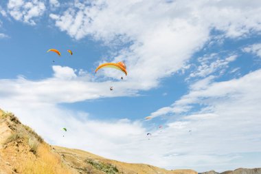 paraplane uçan yüksek up