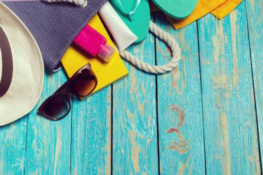 Plaj eşyalarıyla yaz tatili geçmişi