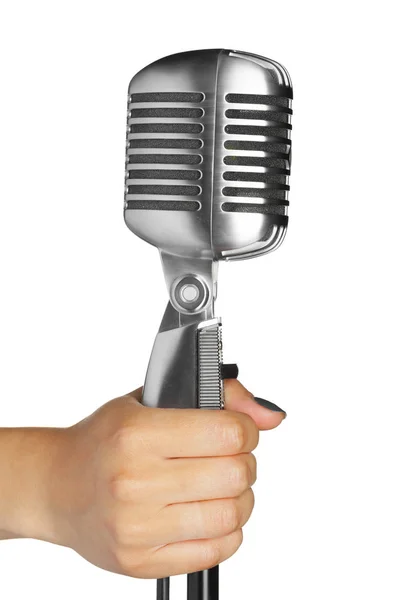 Kadın Şarkıcı Beyaz Arka Plan Karşı Retro Tarzı Olarak Mikrofon — Stok fotoğraf