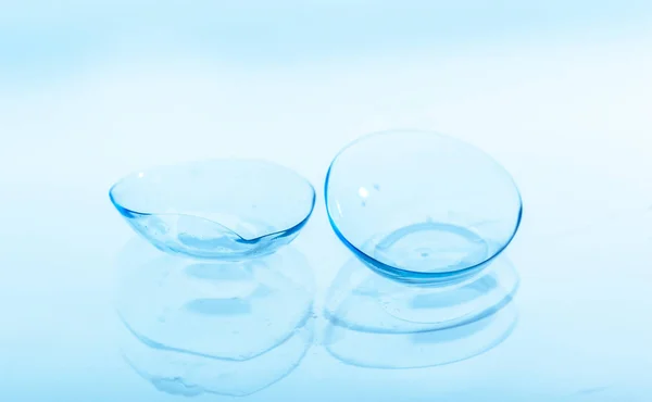 Kontaktlinsen Mit Wassertropfen — Stockfoto
