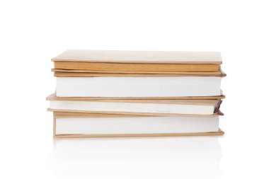 Beyaz arka plan üzerinde izole kitap görünümü kadar kapatın