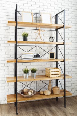 hafif çatı iç modern ahşap raf