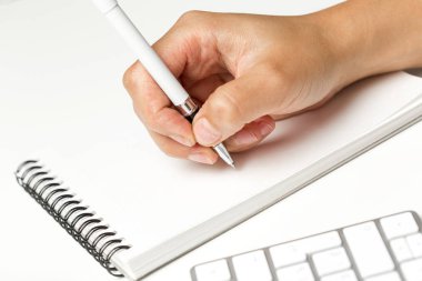 Not Defteri'nde yazma işkadını