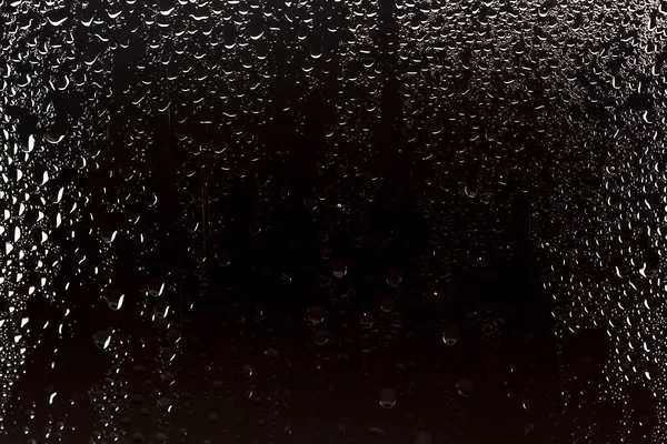 Nahaufnahme Von Wassertropfen Vor Schwarzem Hintergrund — Stockfoto