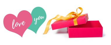 hediye kutusu beyaz arka plan üzerinde Sevgililer günü kavramı izole kapatmak 